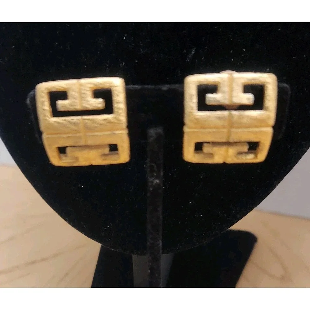 GIVENCHY GG GOLD PLATED EARRINGS‎ Clip-on